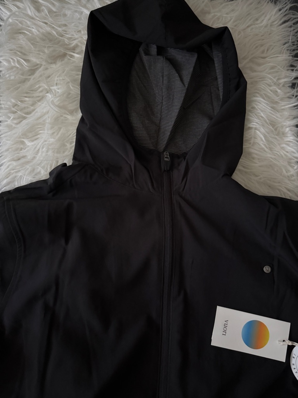 Vuori Mens Outdoor Trainer Shell